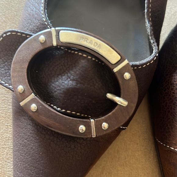 Prada shoes - Picture 2 of 4